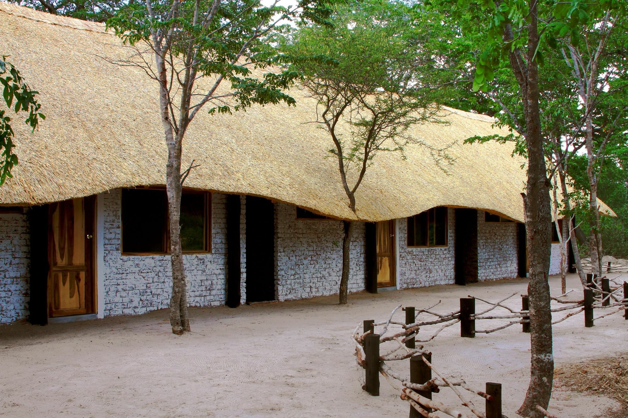 Gwango Heritage Resort Dete المظهر الخارجي الصورة